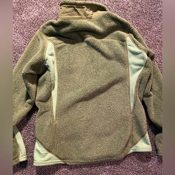 Patagonia zip up jacket Green Size Medium - Picture 2 of 4